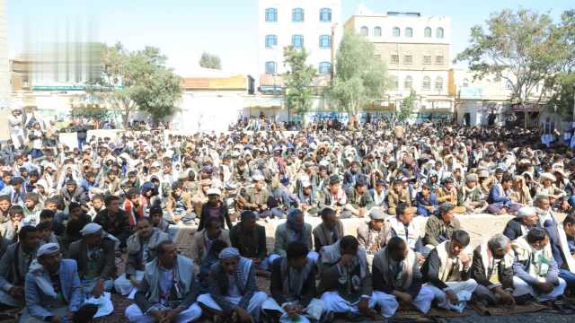 فعاليات وزيارات لمعارض صور الشهداء في صعدة