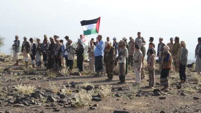 مسيرات ومناورة في مديريات حجة بالذكرى السنوية للشهيد