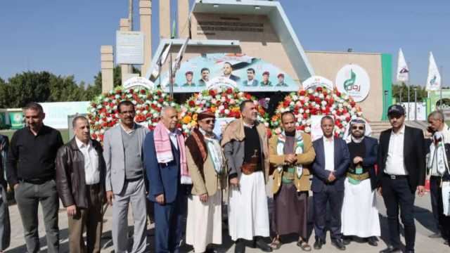 قيادة وزارة النقل والأشغال تزور أضرحة الشهداء الصماد والرهوي والغماري