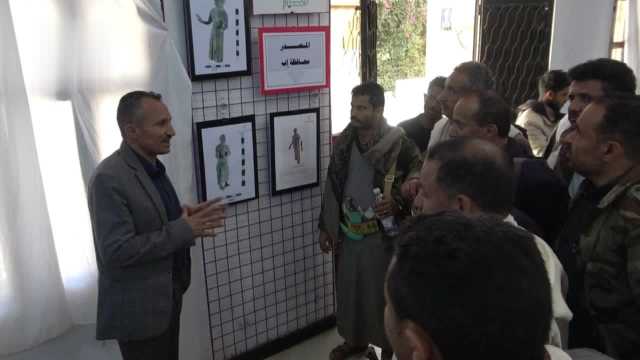 وكيل محافظة إب يفتتح معرض صور الآثار والمعالم التاريخية اليمنية