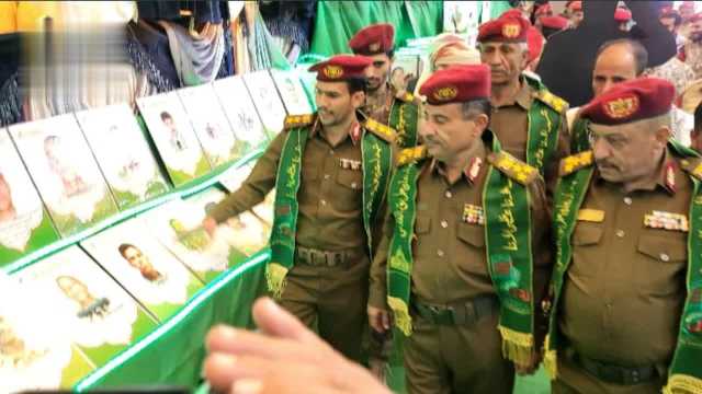 وزارة الدفاع تفتتح عدد من معارض صور الشهداء