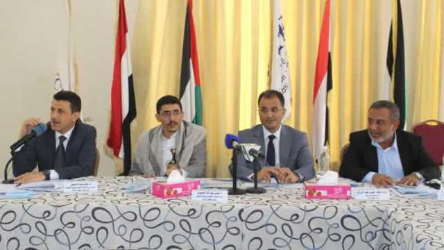 اجتماع يناقش سير أداء والخطط المستقبلية لمركز تقنية المعلومات