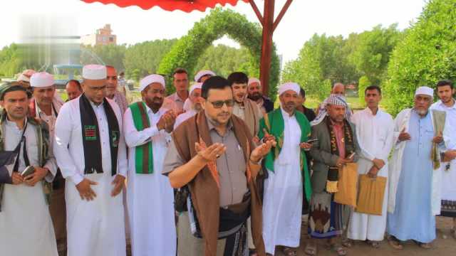 زيارات معارض وروضات الشهداء في الحديدة