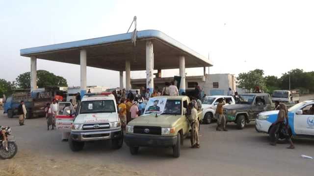 تشييع جثمان الشهيد محمد الناصري في السخنة بالحديدة