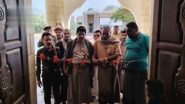 افتتاح معرض صور الشهداء في الصليف بالحديدة