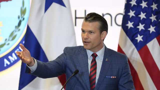 وزير الحرب الأميركي يعلن البدء بتنفيذ عملية “الرمح الجنوبي” ضد “عصابات المخدرات”