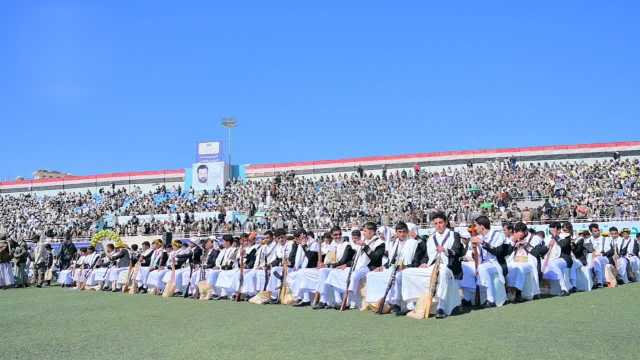 مهرجان تكريمي لألف عريس من أبناء الشهداء والعديد من خريجي الجامعات