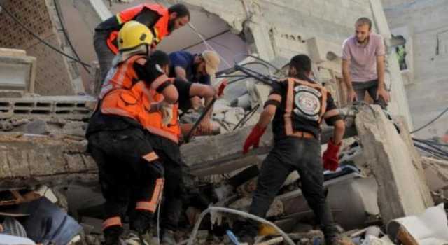مفقودون إثر انهيار مبنى على سكانه في غزة