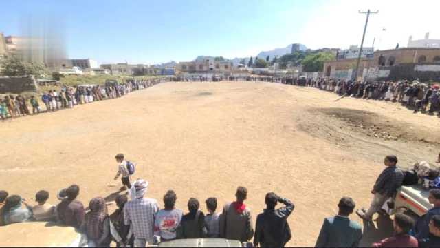 وقفة قبلية مسلحة في حفاش بالمحويت وفاءً لدماء الشهداء