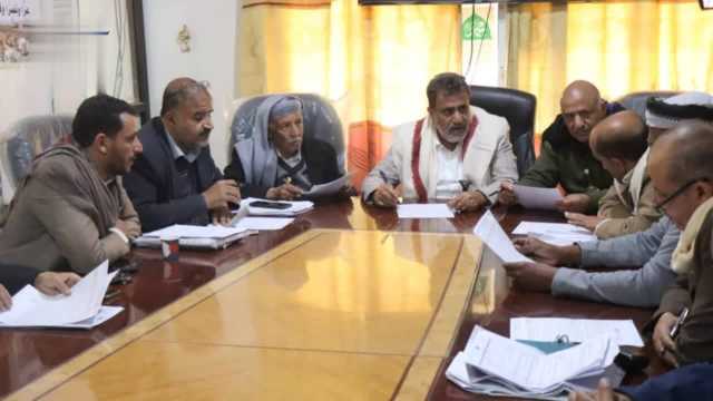 إقرار مناقصات مشاريع خدمية وزراعية في البيضاء