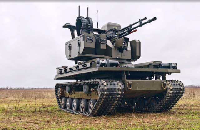 روسيا تحدّث روبوتات “كورير” العسكرية وتزودها بأسلحة جديدة