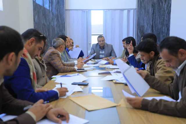 القائم بأعمال وزير الاقتصاد يشدد على تنفيذ قرارات مقاطعة البضائع الأمريكية وتوفير البدائل