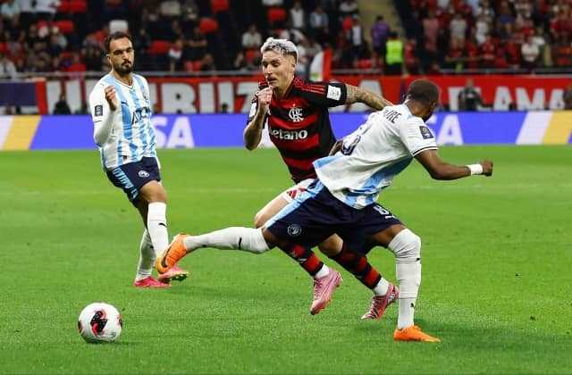 فلامنغو يهزم بيراميدز ويتأهل لنهائي كأس القارات للأندية