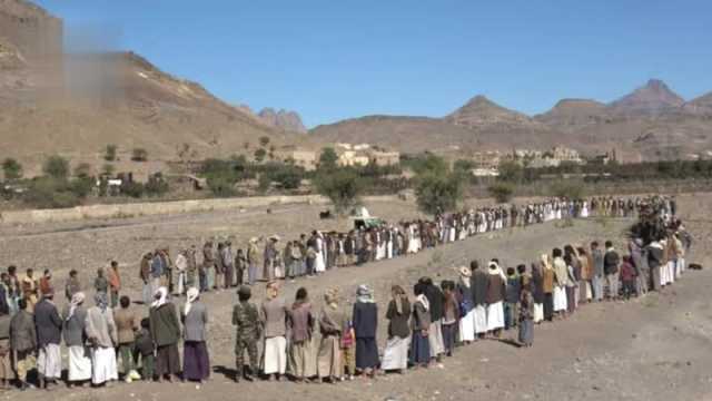 وقفة قبلية مسلحة لقبائل جحانة إعلانًا للجهوزية لمواجهة أي تصعيد