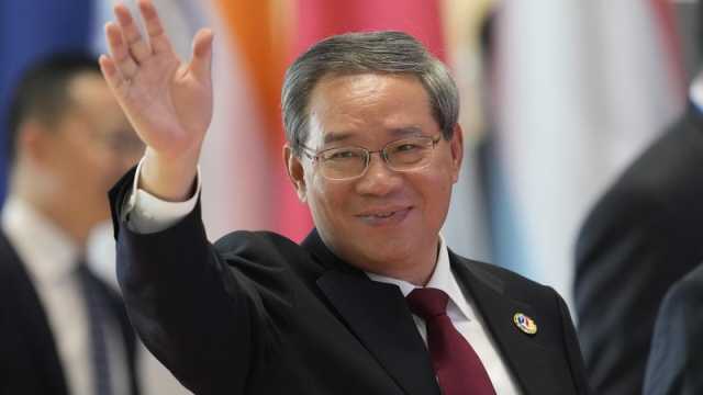 رئيس مجلس الدولة الصيني: الآثار المدمرة للتعريفات الجمركية أصبحت أكثر وضوحا حول العالم