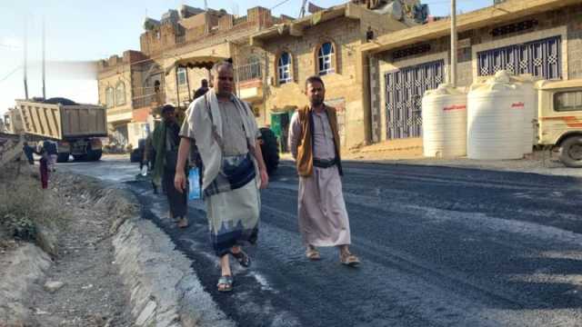 الاطلاع على سير تنفيذ مشروع تأهيل وصيانة طريق مدخل المدينة بمحافظة حجة