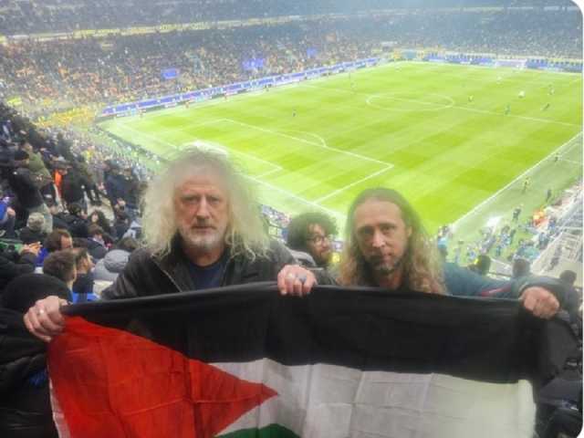 سياسي إيرلندي ينتقد صمت الغرب ودعم رئيس الفيفا للإبادة في غزة وجرائم الحرب الأمريكية