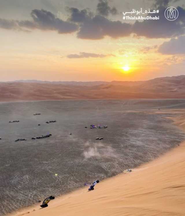 #هذه_أبوظبي.. تل مرعب في ليوا بعدسة حمدان بن سالم الشكيلي