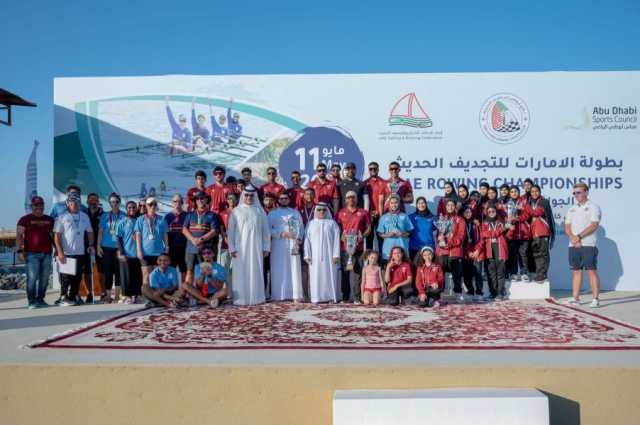 “الحمرية” يتصدر الجولة الختامية لبطولة الإمارات للتجديف الحديث