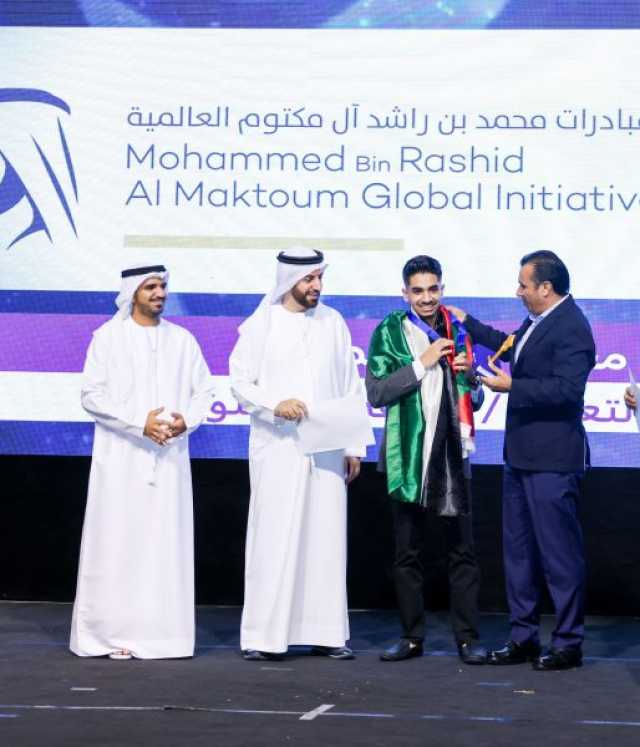 يامن محمد عودات بطلاً للدورة الثامنة من تحدي القراءة العربي في الأردن