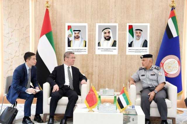 مدير عام شرطة أبوظبي يلتقي مدير الأمن العام بمقاطعة جيانغشي الصينية