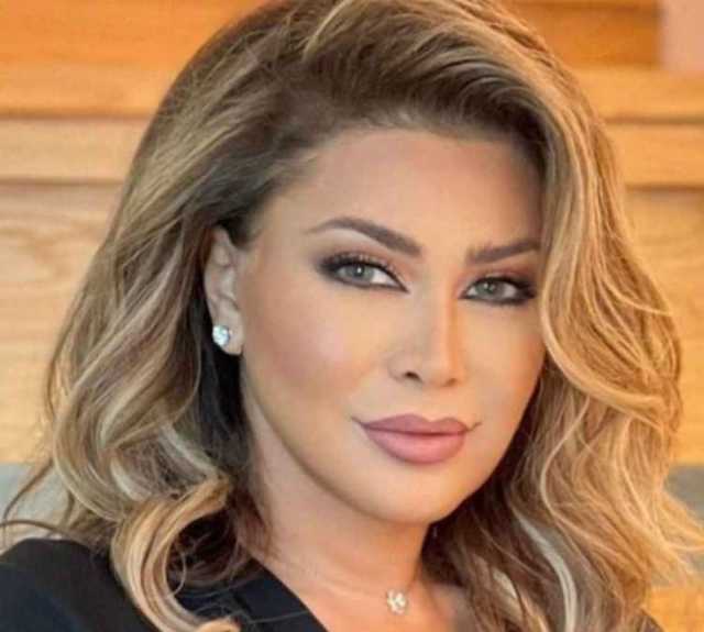 نوال الزغبي تشوق جمهورها لأغانيها الجديدة