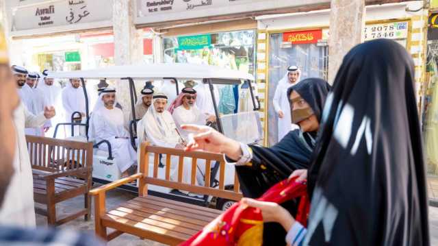 حميد النعيمي يفتتح المسار التراثي في عجمان