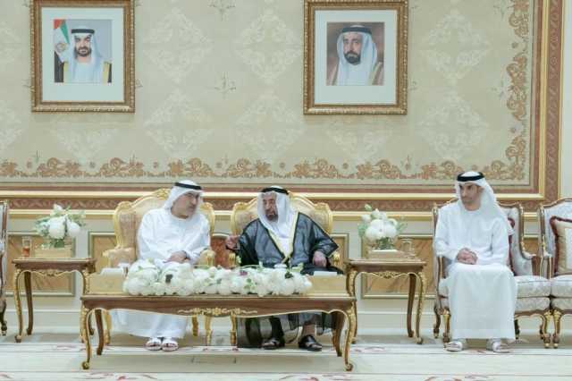حاكم الشارقة يستقبل المهنئين بشهر رمضان المبارك في قصر البديع