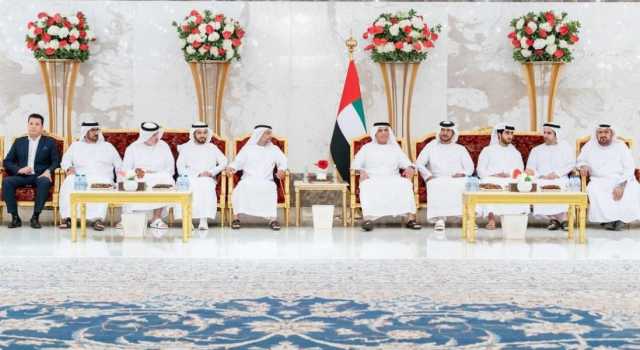 حاكم رأس الخيمة يستقبل وفد الشؤون الإسلامية