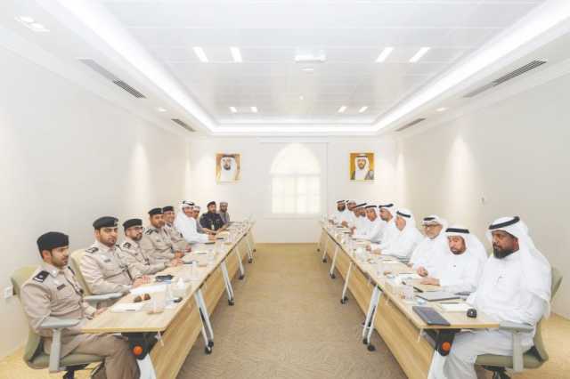 “بلدي دبا الحصن” يبحث تطوير المنافذ الحدودية بالمدينة