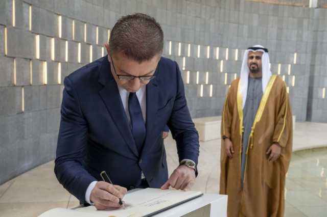 ذياب بن محمد بن زايد يستقبل رئيس وزراء مقدونيا الشمالية في واحة الكرامة