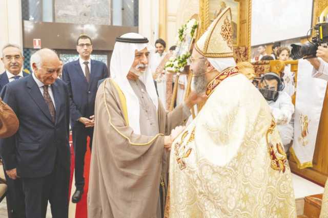 نهيان بن مبارك يحضر احتفالات عيد القيامة في الكنيسة القبطية الأرثوذكسية المصرية بأبوظبي