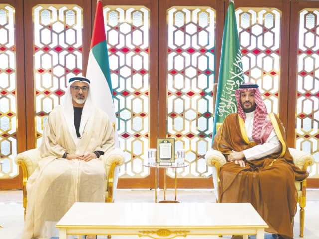ولي عهد أبوظبي يلتقي ولي العهد السعودي على هامش القمة الخليجية – الأمريكية في الرياض