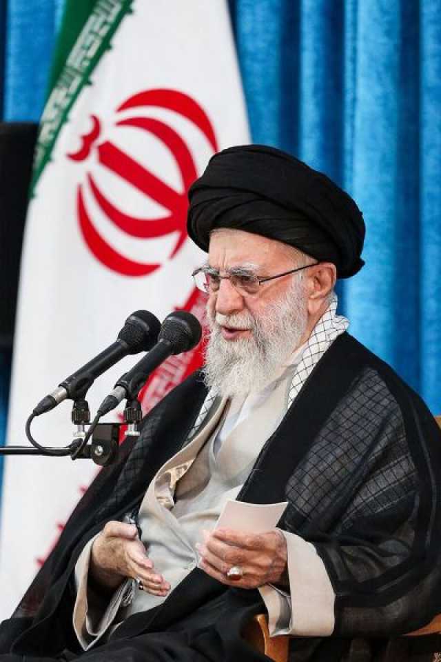 إيران ترفض التخلي عن أنشطة تخصيب اليورانيوم