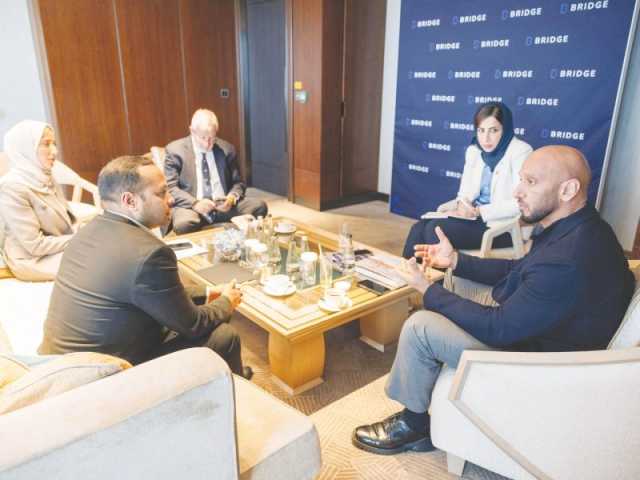 عبدالله آل حامد يعقد لقاءات ثنائية في لندن مع قيادات إعلامية ومسؤولي شركات عالمية استعداداً لـ “بريدج”