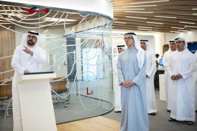منصور بن زايد يزور المركز الوطني للأرصاد ويطلع على أبرز مشاريعه وتقنياته المتقدمة