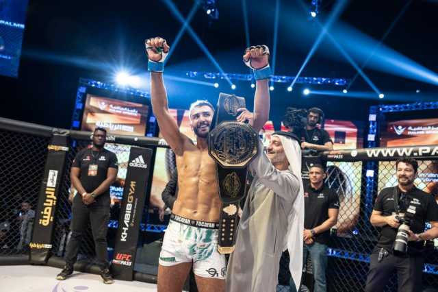 همامي أول مقاتل يتوج باللقب الموحد لعربية وإفريقية محاربي الإمارات