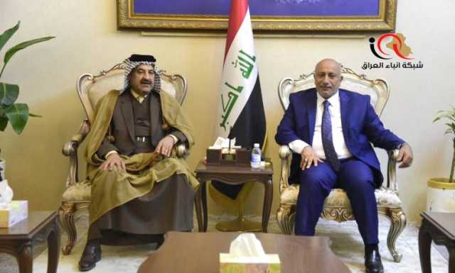 محافظ كربلاء المقدسة المهندس نصيف جاسم الخطابي يلتقي في مكتبه النائب محمد سعدون الصيهود