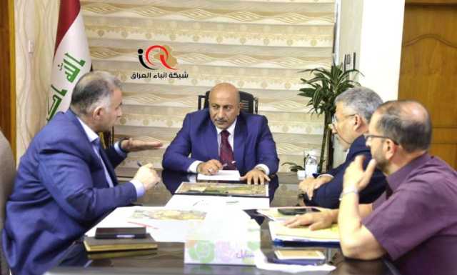 محافظ كربلاء المقدسة يجتمع بنائبه الاول وبمدير البلدية ويحضر حفل تكريم الملاكات التمريضية المتميزة