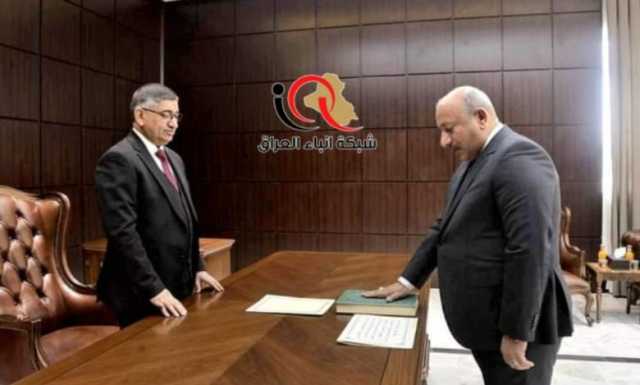 محافظ كربلاء المقدسة المهندس نصيف جاسم الخطابي يؤدي اليمين القانوني امام السيد رئيس محكمة استئناف كربلاء