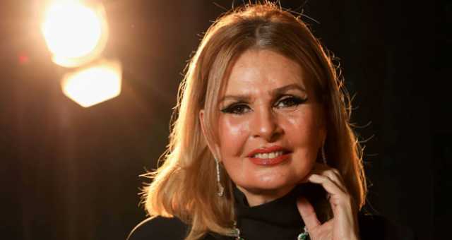 يسرا بتصريح يصدم جمهورها عن عملها في المسرح