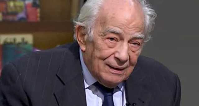 تصغره بخمسين عاماً.. رشوان توفيق يردّ على فتاة ادّعت زواجها منه