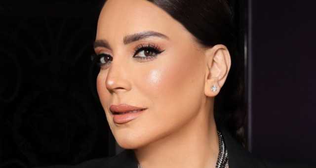 رسالة مؤثرة من شكران مرتجى إلى عائلتها في غزّة