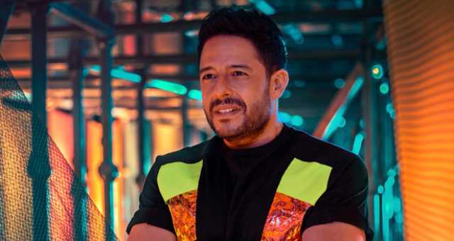 محمد حماقي نجم حفل كأس السوبر المصري في الإمارات