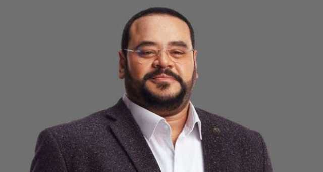 محمد ممدوح يكشف للمرة الأولى هذا السرّ عن حياته قبل الشهرة