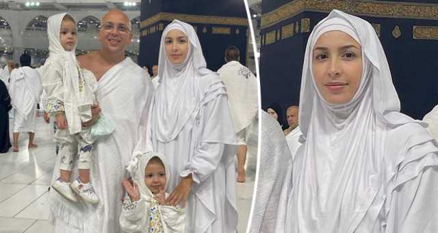 بصور من العمرة.. جنّات تحتفل بالمولد النبوي مع أسرتها