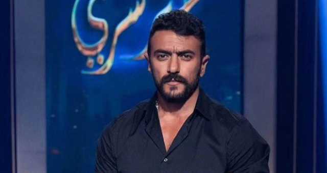 “عمري ما نمت جيعان”.. أحمد العوضي يتحدث عن نشأته وهذا ما قاله عن علاقته بـ ياسمين عبد العزيز