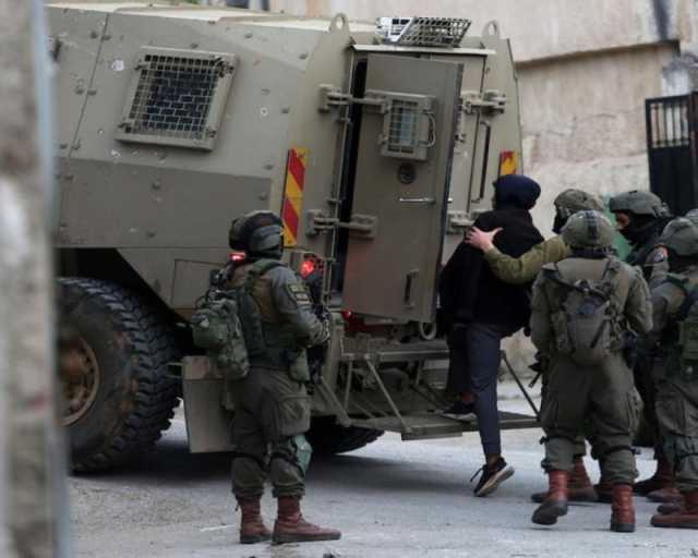 نقابة الصحفيين الفلسطينيين: الاحتلال اعتقل نحو 100 صحفي منذ 7 أكتوبر