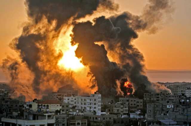 العدوان على غزة.. انتشال 500 شهيد من مستشفى الشفاء وخان يونس