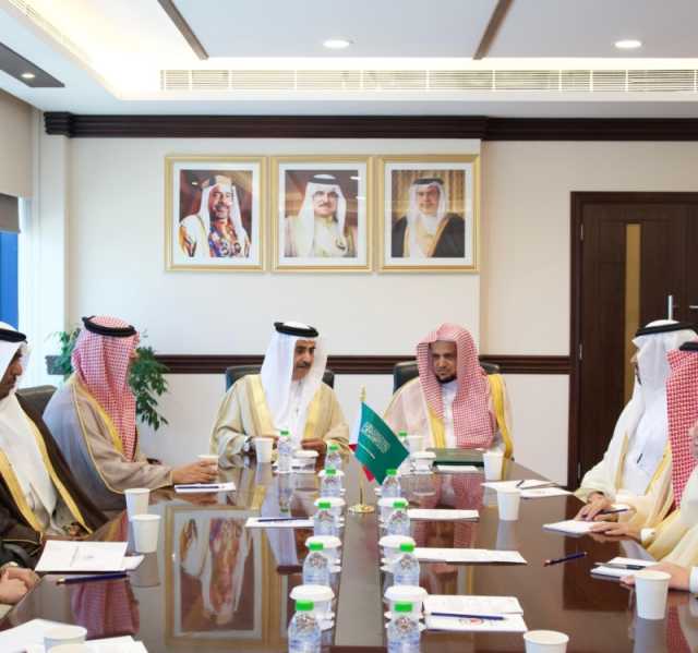 النائب العام ونظيره البحريني يؤكدان عمق العلاقات بين البلدين
